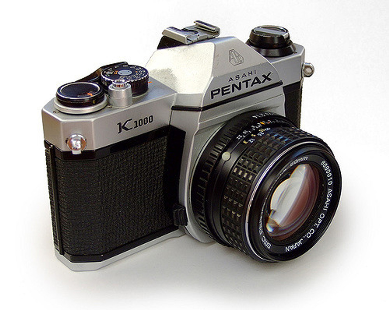 Pentax K1000 Camera with 50mm (f/2.0) Lens
