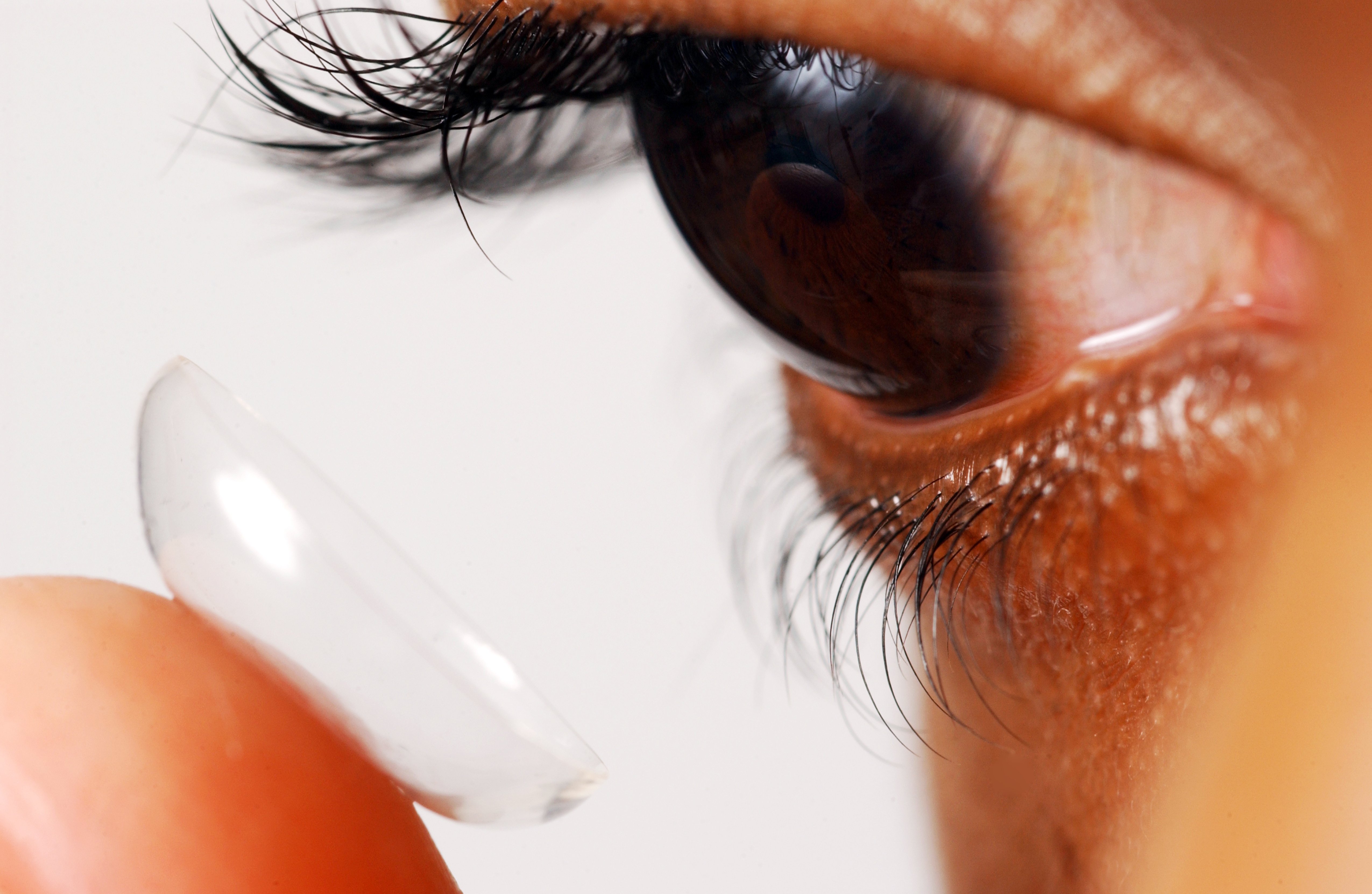 CDC Many contact lenswearers risking long lasting eye