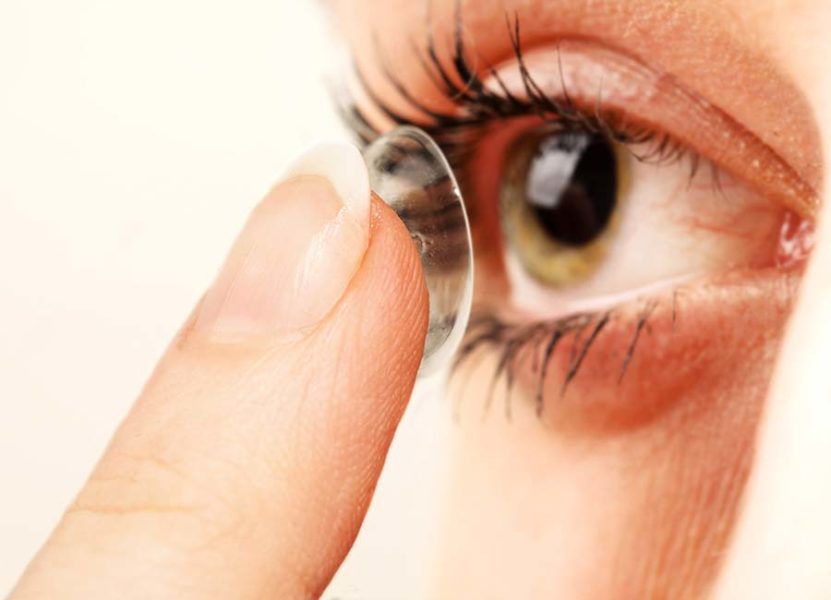UK Doctors remove 27 CONTACT LENSES From A Womans Eye