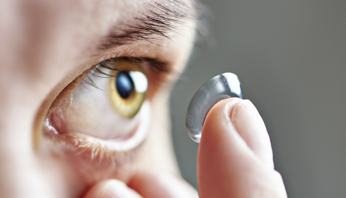 Tear machine might make contact lenses less painful