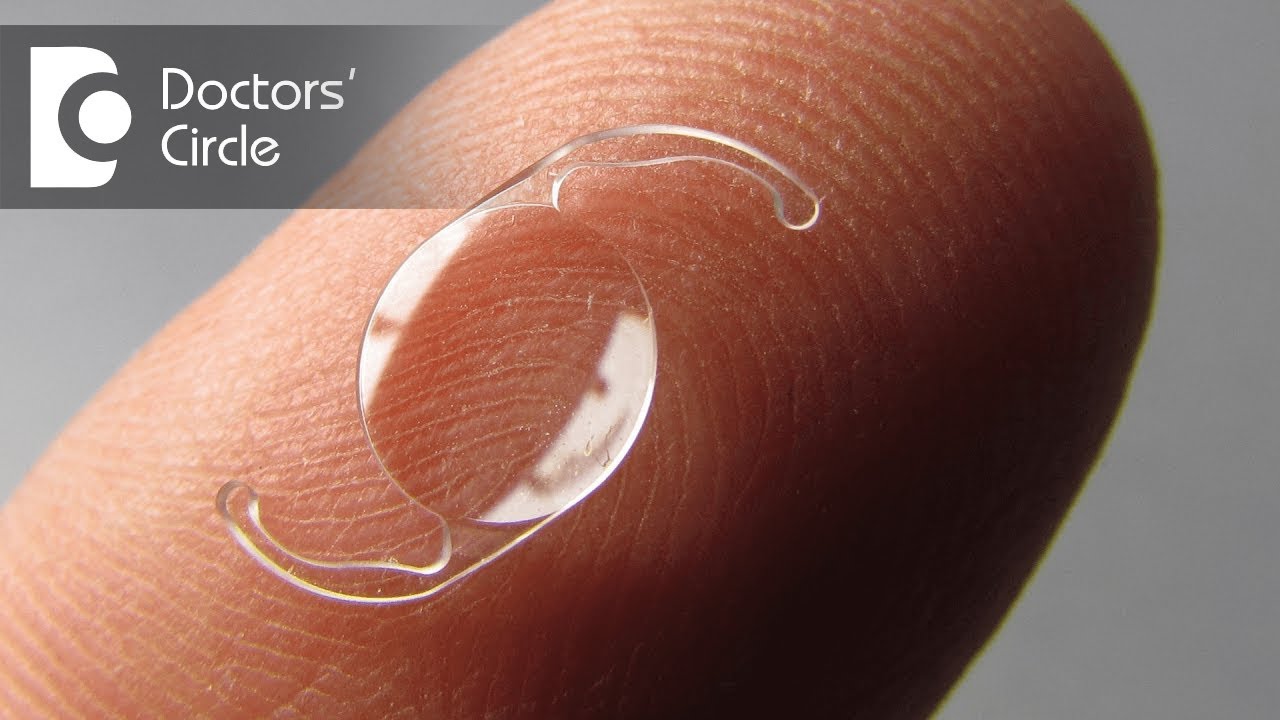 How does toric intraocular lens help in Cataract surgery