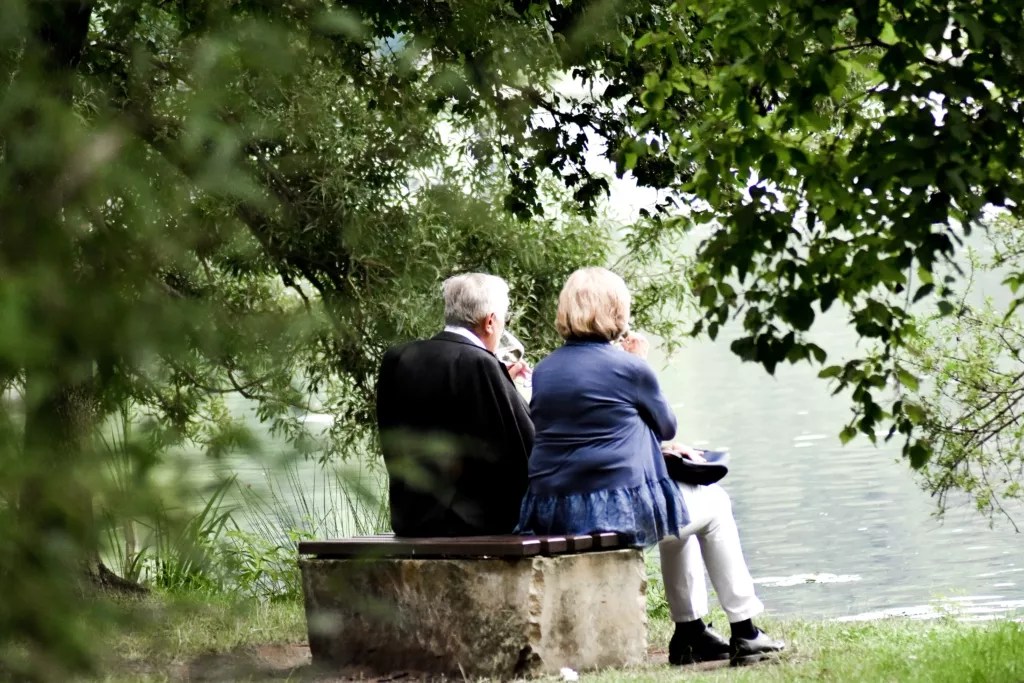 Can you have cataract surgery after laser eye surgery