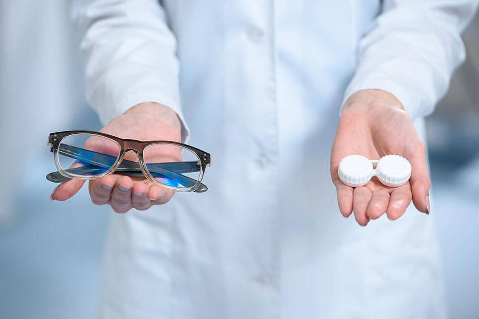 How Long Do Contacts Last? And Other Good Questions