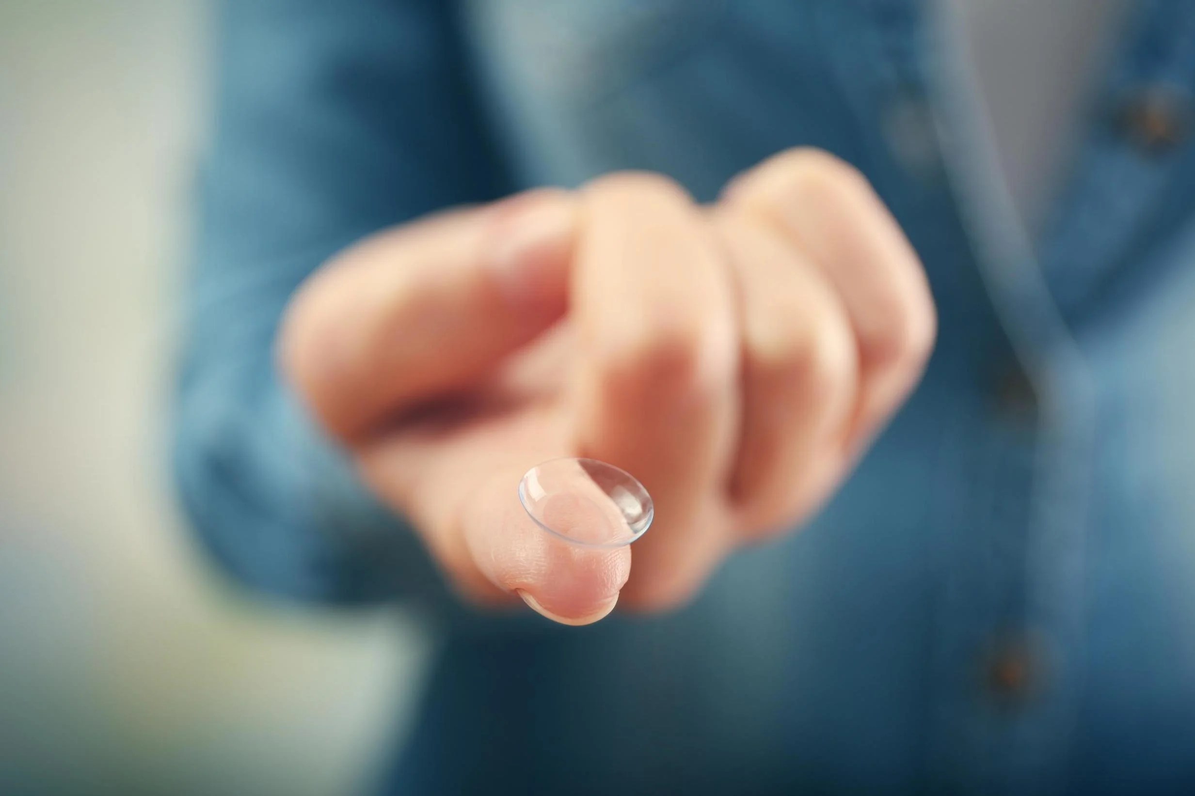 Woman had 27 contact lenses removed from her eye London