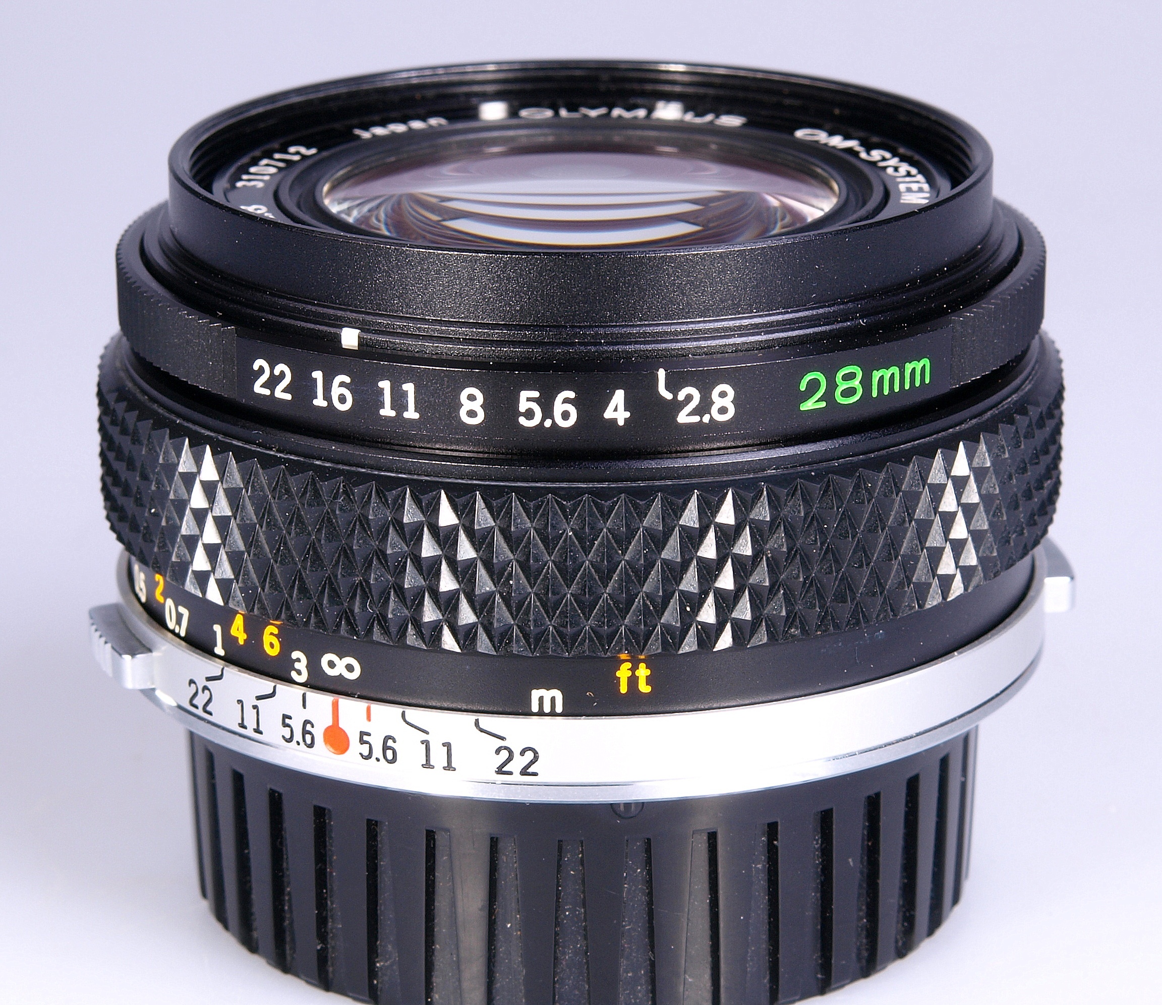 Olympus OMsystem Zuiko AutoW 28mm F2.8 prime lens